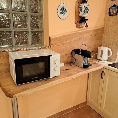 Apartments Coral, Klimno, Island Krk Exterior photo