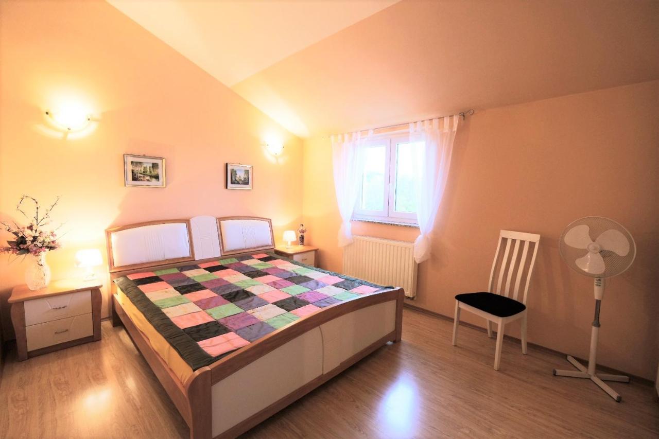 Apartments Coral, Klimno, Island Krk Exterior photo